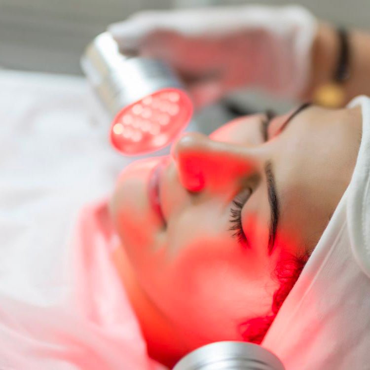 How Red Light Therapy Works - AURELUX BEAUTY